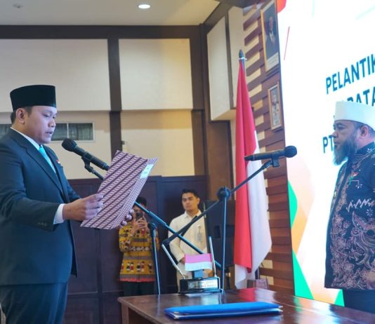 Gubernur Helmi Hasan Lantik Andaru Pranata sebagai Komisaris Nonindependen Bank Bengkulu